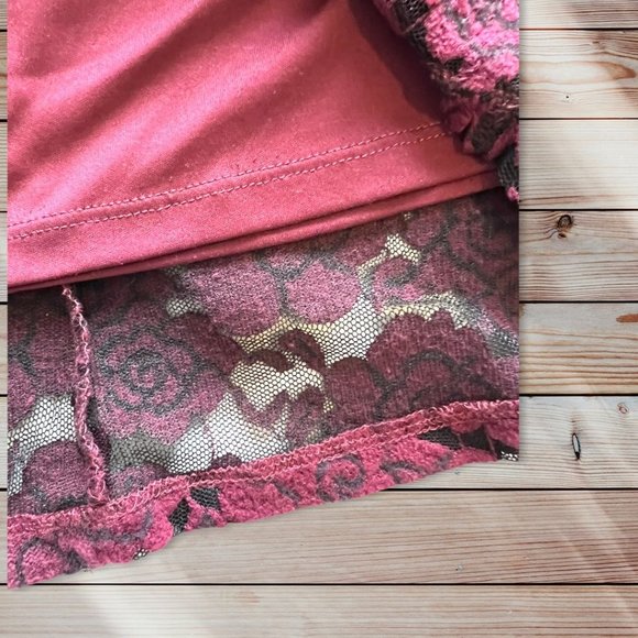 Torrid Lace Top Size 1 - Picture 5 of 7